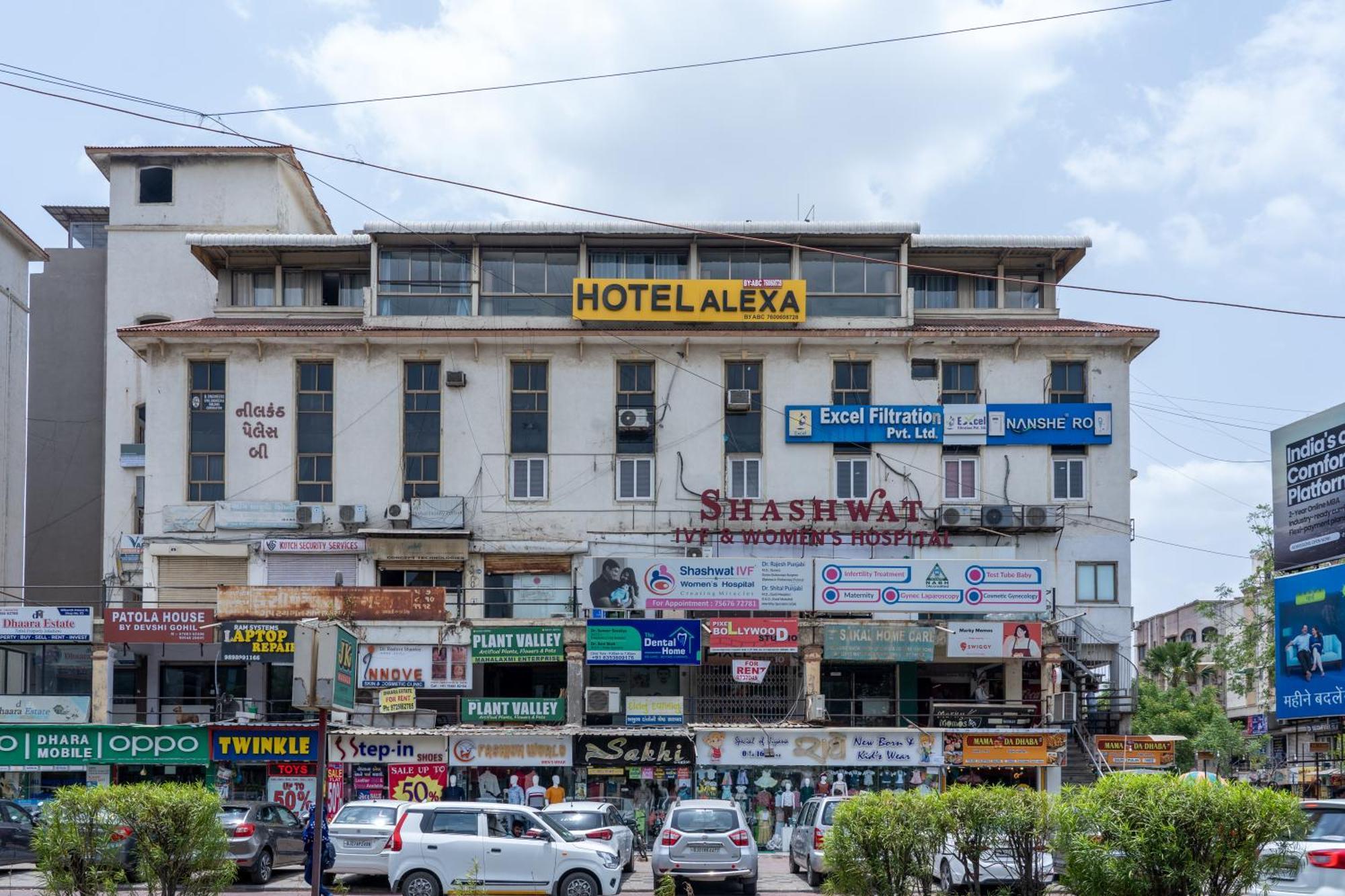 Hotel Alexa By Abc Ahmedabad Luaran gambar